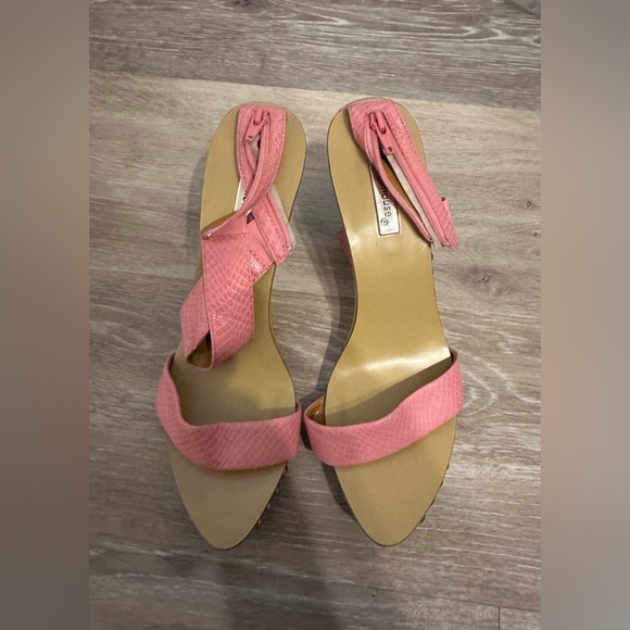 Dollhouse ankle strap studded pumps are a size 10. - Picture 2 of 11